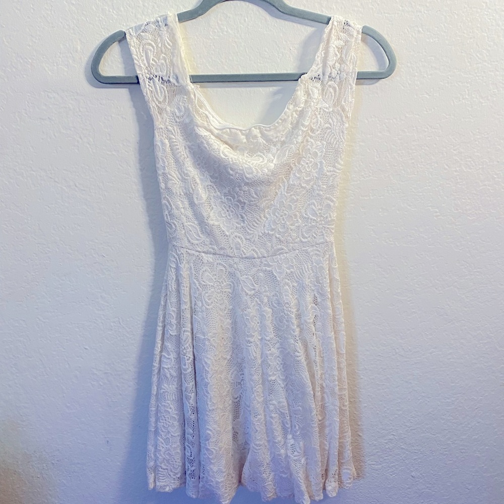 Size small dress. Lace. Cap sleeve